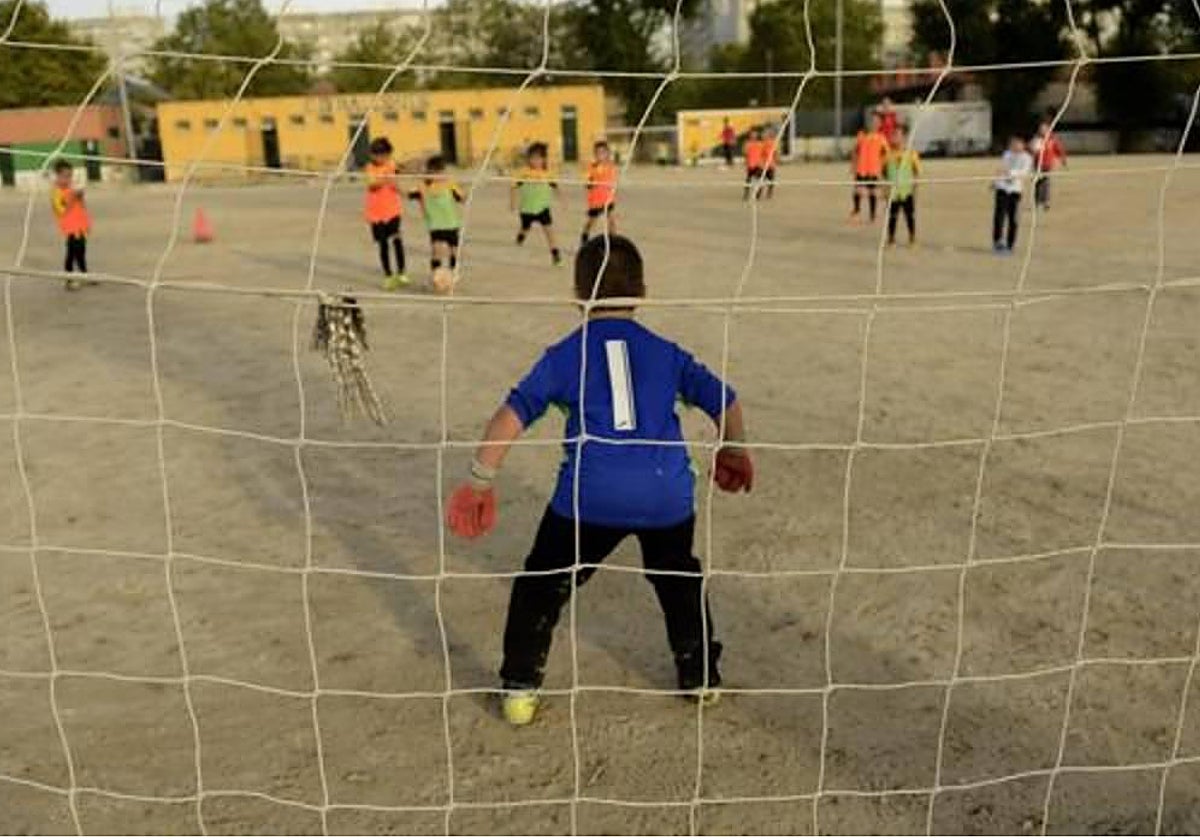 Imagen de archivo de un equipo infantil de fútbol