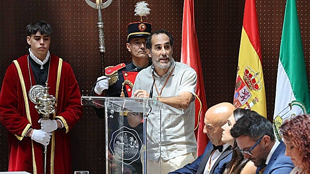 El  portavoz de 'Hacemos Córdoba' Juan Hidalgo durante su discurso en el Palacio de Orive