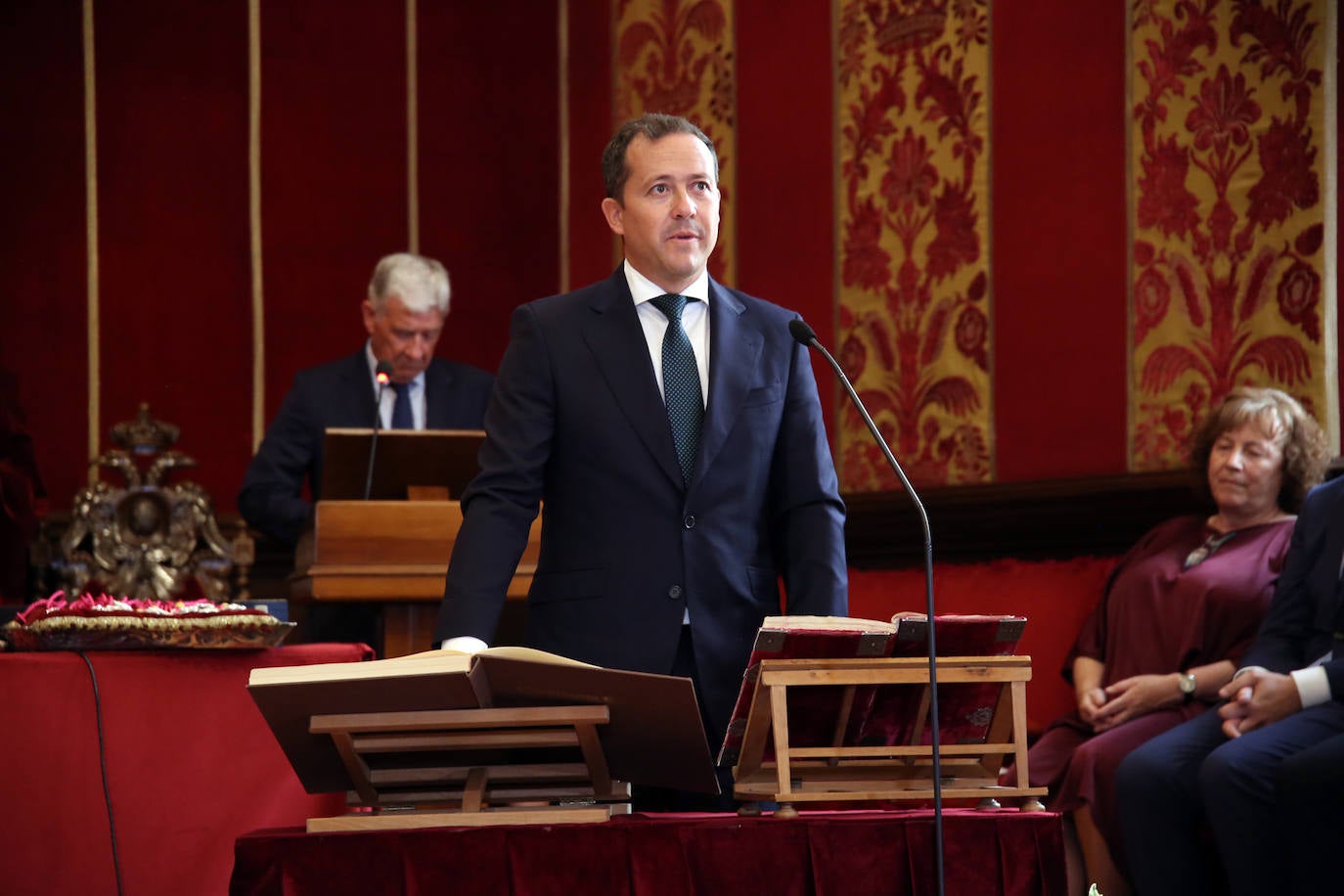 Carlos Velázquez, nuevo alcalde, del PP. Será el responsable del área de  Presidencia, Transparencia y Buen Gobierno