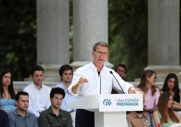 Feijóo asegura que no hay «una sola coma del acuerdo» PP-Vox en la Comunidad Valenciana que «cuestione la violencia machista»