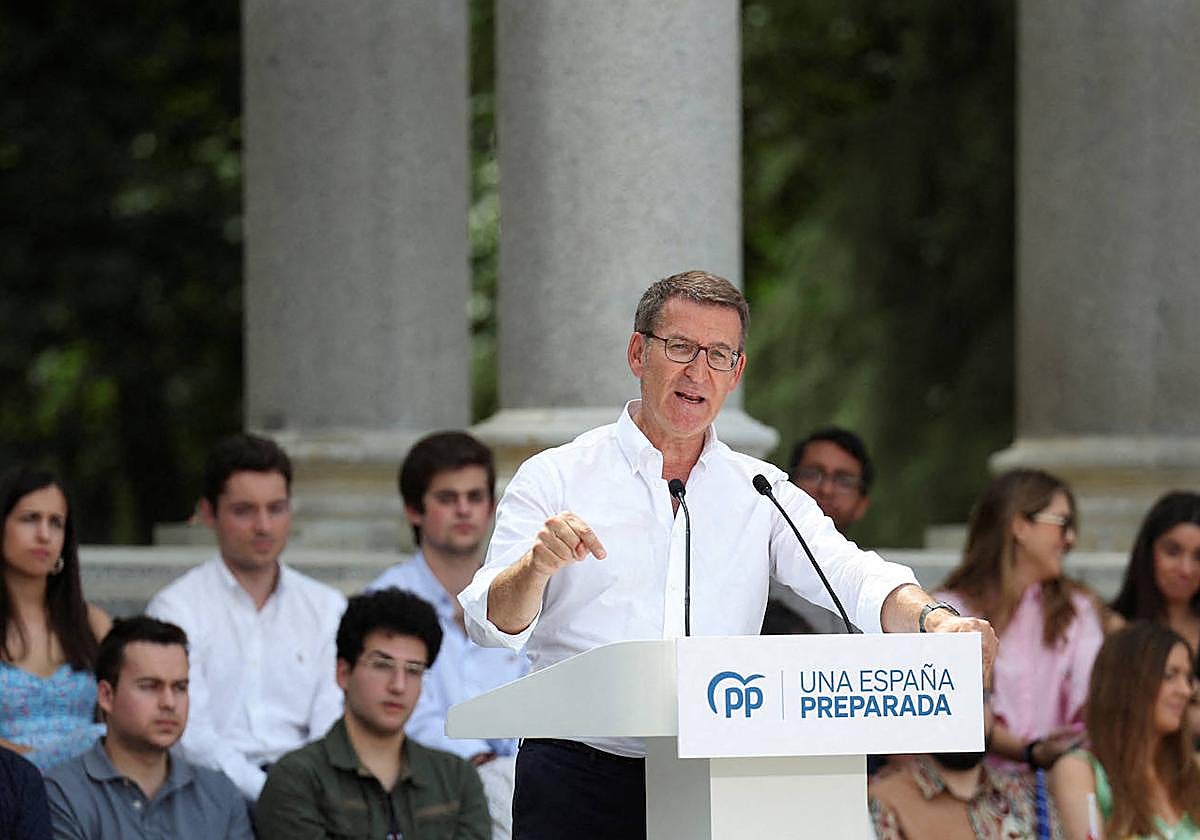 Alberto Núñez Feijóo, en un mitin