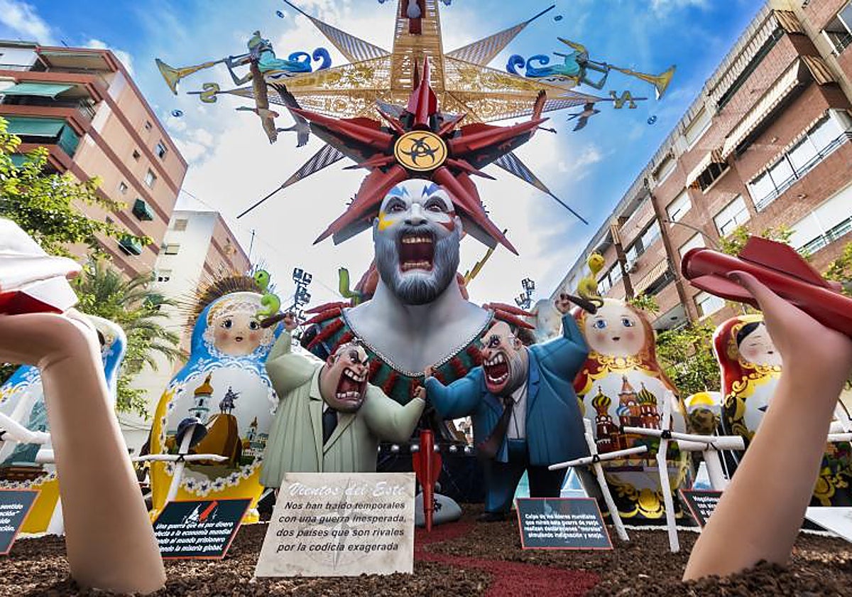 La hoguera Florida Portazgo, que ha conseguido el segundo premio tras empatar con la ganadora, Diputació-Renfe