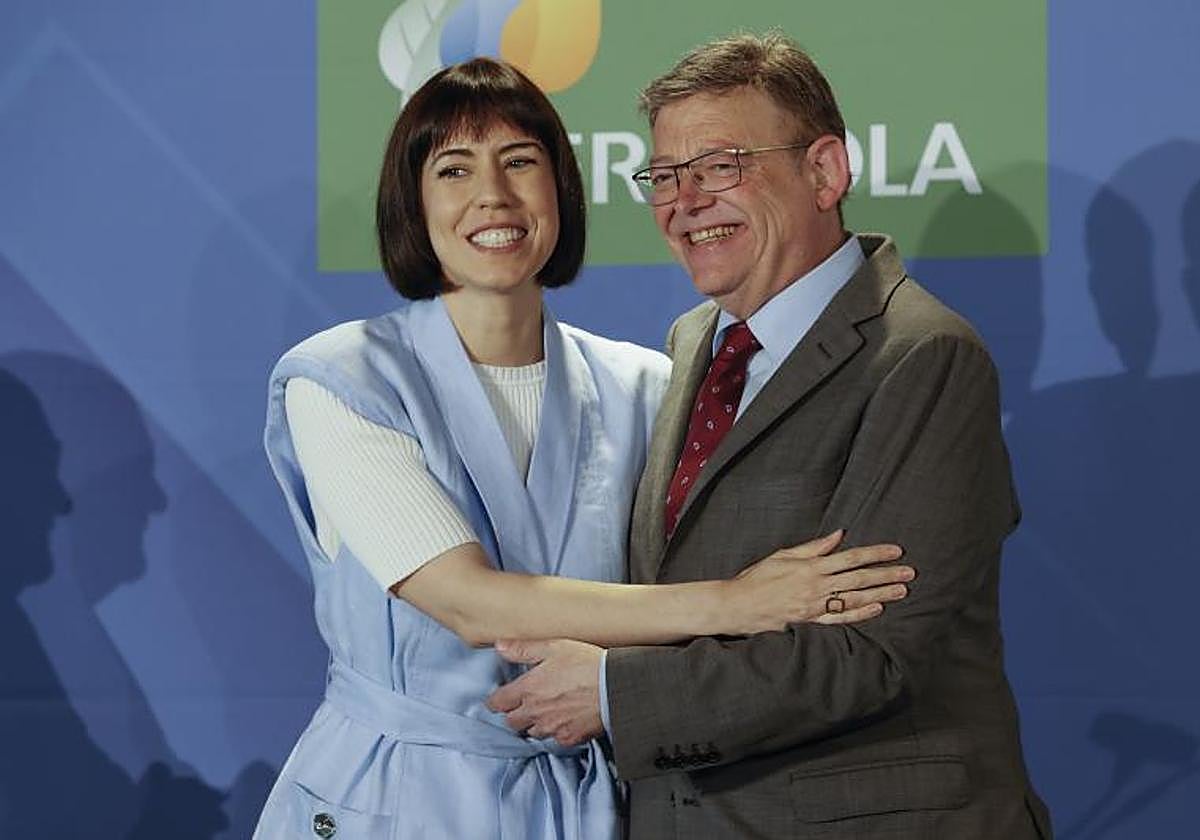 Puig, ayer, con Diana Morán, ministra y candidata del PSOE por Valencia