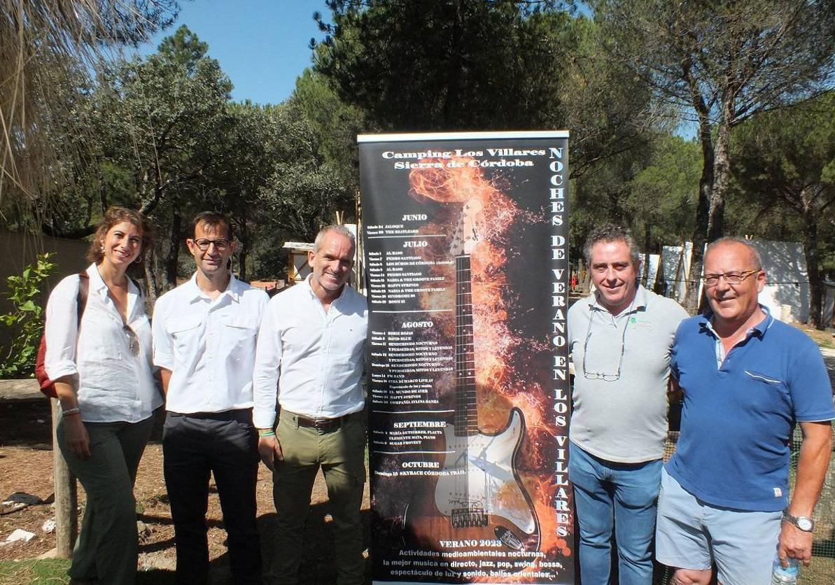 El delegado de Sostenibilidad, Rafael Martínez, junto a los organizadores.