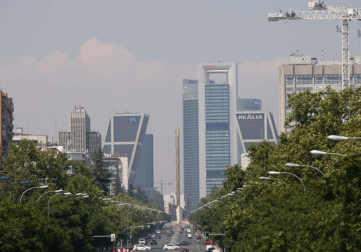 La capital, afectada por el humo de incendios lejanos, en una imagen de archivo