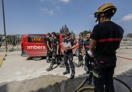 Denuncian a la Generalitat Valenciana por redactar en castellano las preguntas de una oposición de bomberos