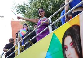 Fotogalería | Blanca Paloma, Dulceida, políticos y otros rostros conocidos participan en la marcha del Orgullo