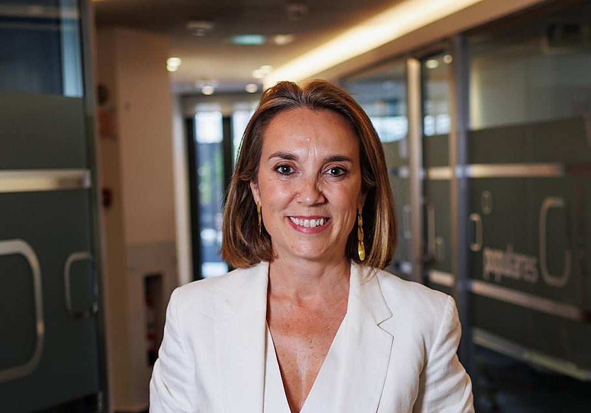 Cuca Gamarra, en la sede del Partido Popular tras la entrevista