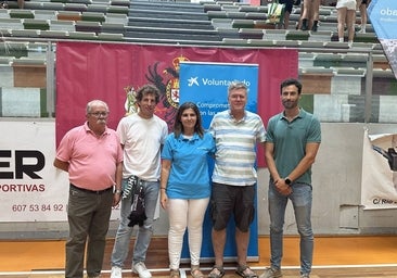 Entrega de trofeos de la «Handball Cup», uno de los torneos más importantes