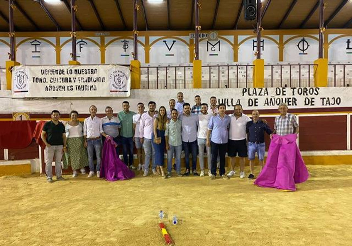 Los integrantes de la asociación presentaron su proyecto en la plaza de toros del 'Tío Venancio'