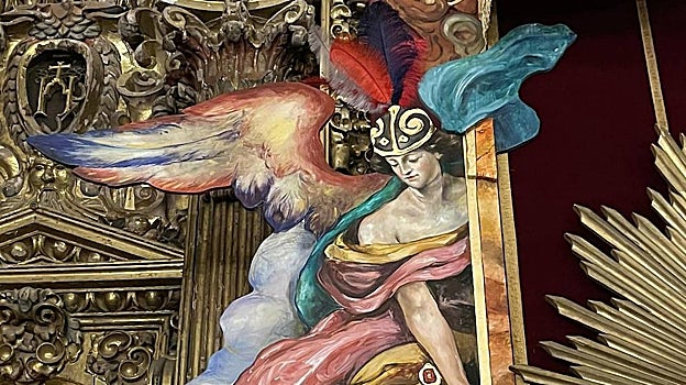 Detalle del ángel que queda a la izquierda de la Virgen