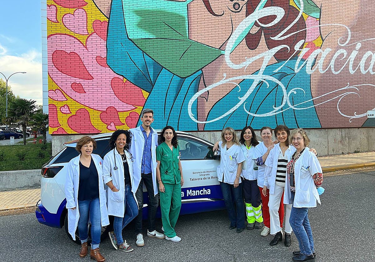 El coordinador, Miguel Ángel Álvarez, con otras profesionales de la Unidad de Paliativos de Talavera