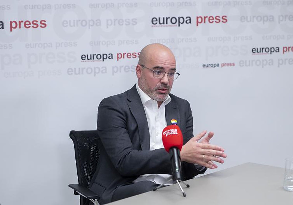Francisco Martín, delegado del Gobierno en Madrid, durante su entrevista con Europa Press