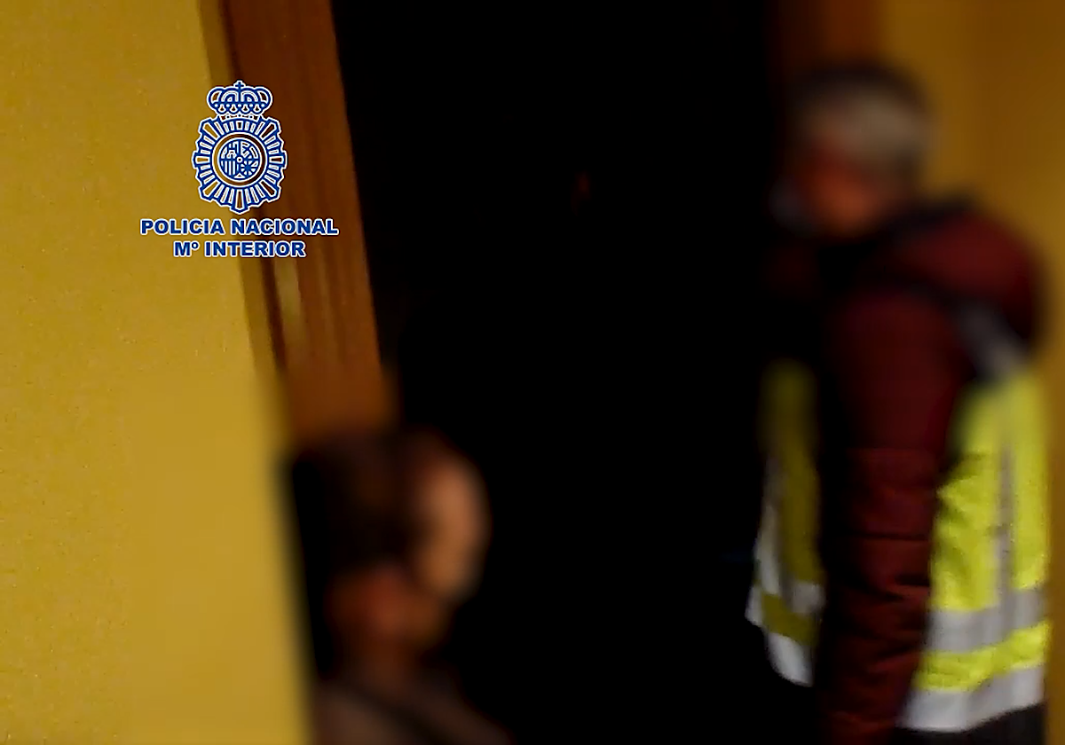 En vídeo, la grabación de la detención de la Policía