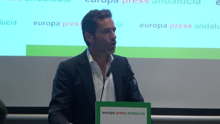 Sémper apela a votar al PP al margen del "eje izquierda-derecha"