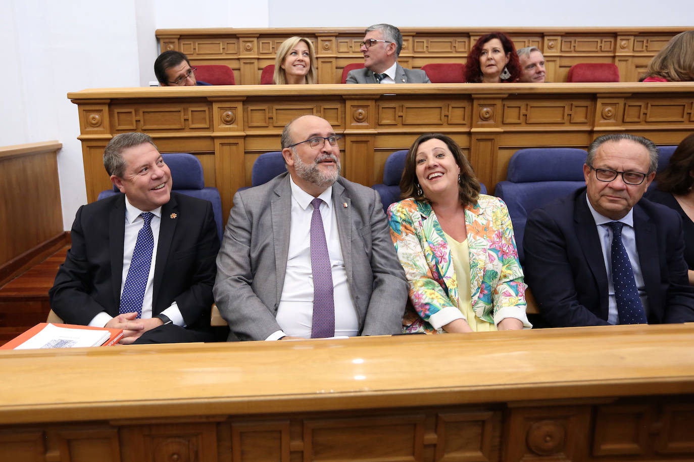 Las imágenes de la primera sesión del Debate de Investidura de García-Page