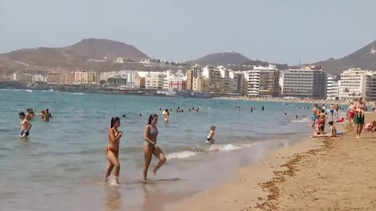 Canarias sufre una intensa ola de calor