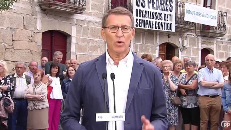 Feijóo llama al "cambio" desde su aldea natal: "No defraudaré a los españoles"