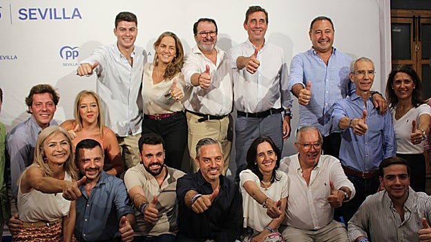 El PP de Sevilla comenzó la campaña electoral en Utrera
