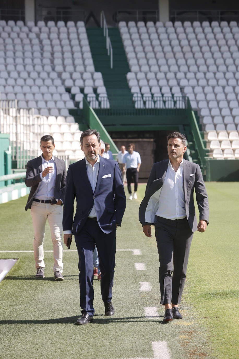 La presentación de Iván Ania como nuevo entrenador del Córdoba CF, en imágenes