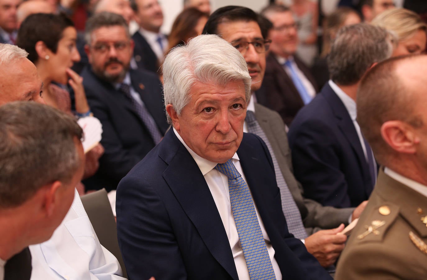 La toma de posesión de Emiliano García-Page como presidente de Castilla-La Mancha, en imágenes