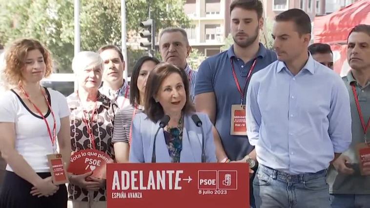 Robles: "Que los españoles que se sienten orgullosos de España no se dejen engañar por el PP"