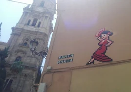 Ya hay fecha para el juicio al artista francés 'Invader' por la colocación de sus obras en edificios BIC de Málaga
