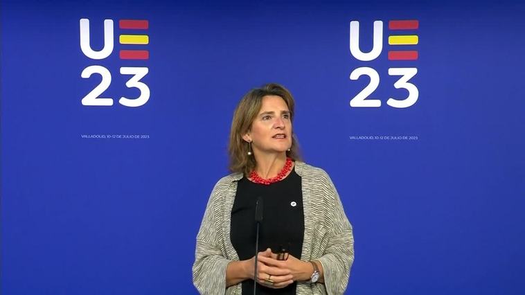 Ribera tilda de "barbaridad" la política medioambiental de Vox