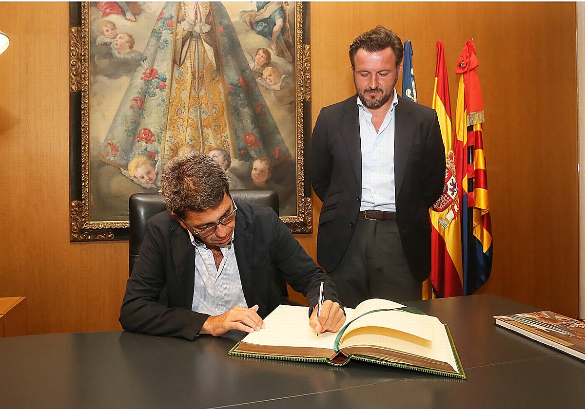 Los últimos 125 años de la ciudad de Elche centran la revista Canelobre 74 del Instituto Juan Gil-Albert