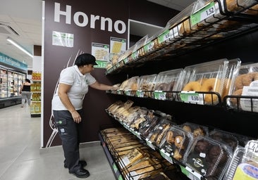 ¿Qué es más barato ya en Córdoba: comprar en el súper o irte de viaje?