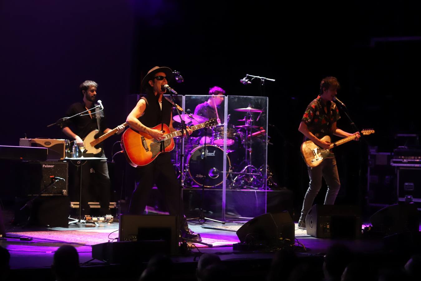 Coti llena el Gran Teatro con sus grandes temas y la fusión en su música
