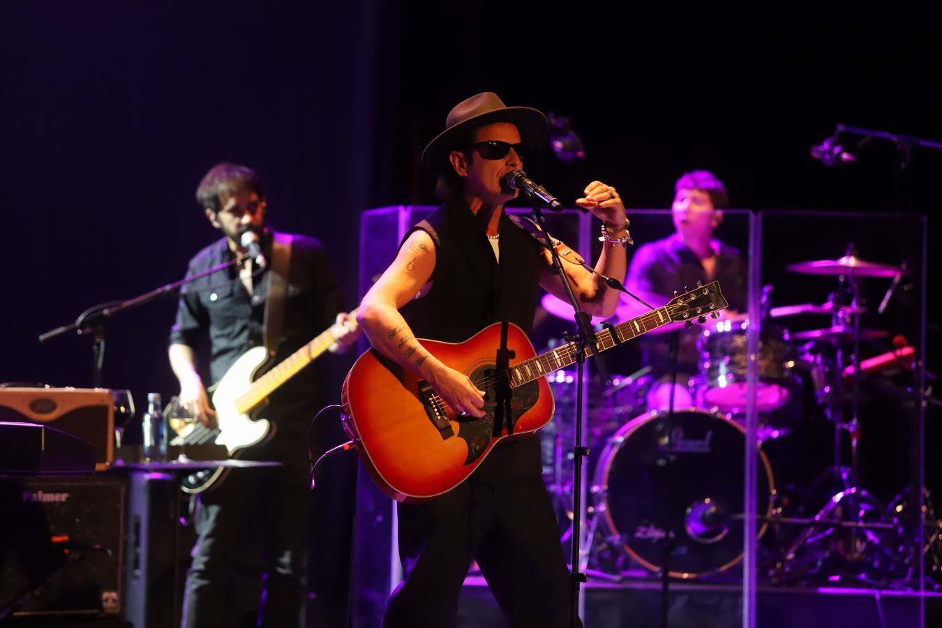 Coti llena el Gran Teatro con sus grandes temas y la fusión en su música