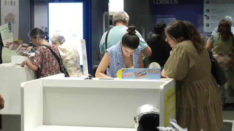 Millón y medio de españoles ya han recibido sus papeletas para votar según Correos y aproximadamente faltaría otro millón mas