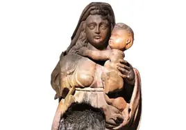 Un sacerdote de Cerdeña busca hallar el origen de una 'Madonna' que les llegó desde España por mar durante la Guerra Civil