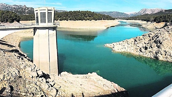Hallan el cadáver de un hombre de 69 años flotando en el pantano de La Bolera de Pozo Alcón