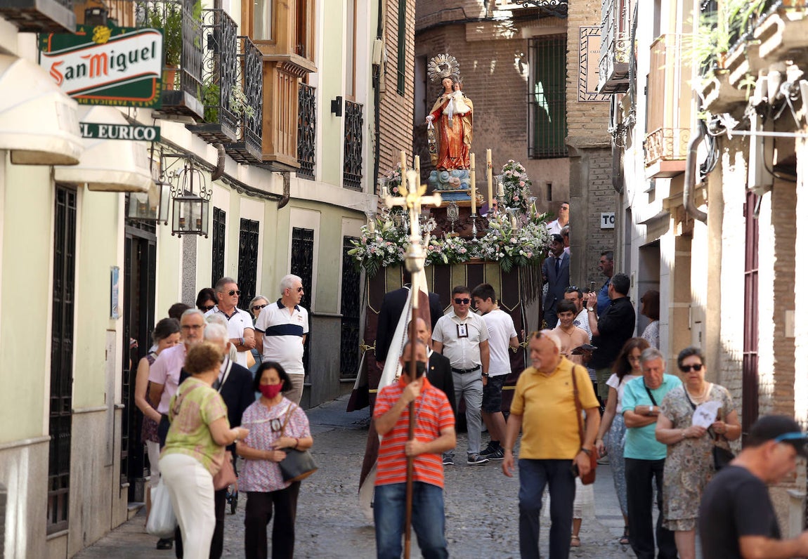 La Virgen del Carmen recorre las calles de Toledo