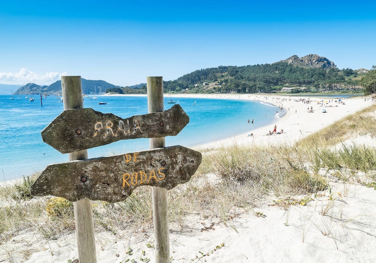 Acceso a la playa de Rodas, en las Illas Cíes