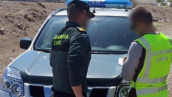 Detenido por matar a puñaladas a un inmigrante en una zona de invernaderos de Almería
