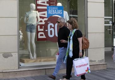 La apertura en domingos de otoño y primavera en Córdoba no podrá cambiarse en dos años