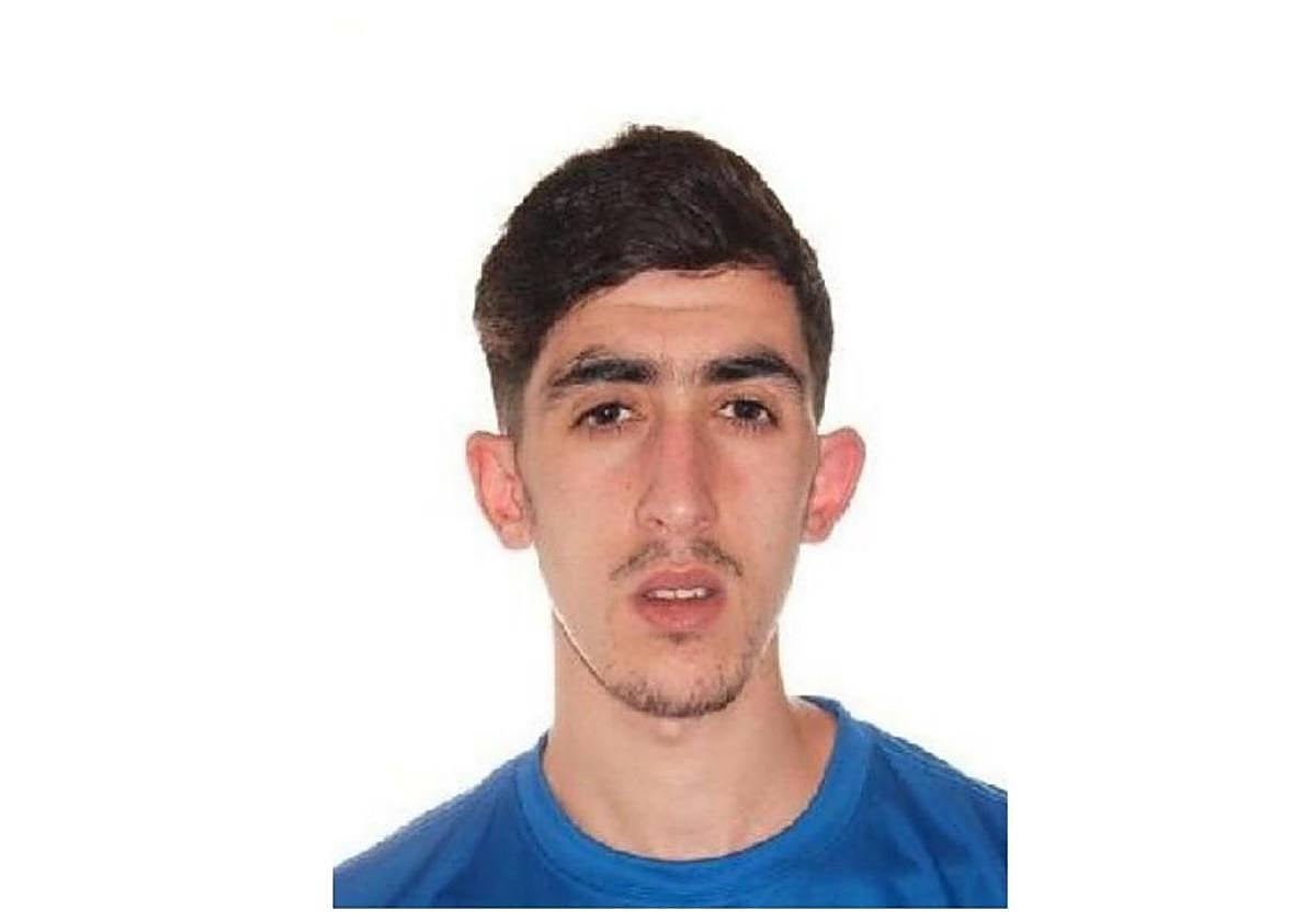 Fotografía del sospechoso circulada por la Policía Nacional para información a la ciudadanía