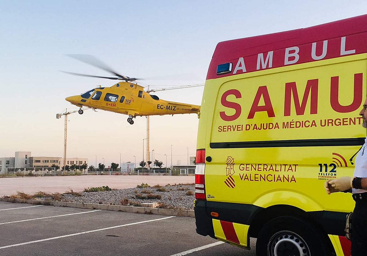 Imagen de archivo de una ambulancia del SAMU