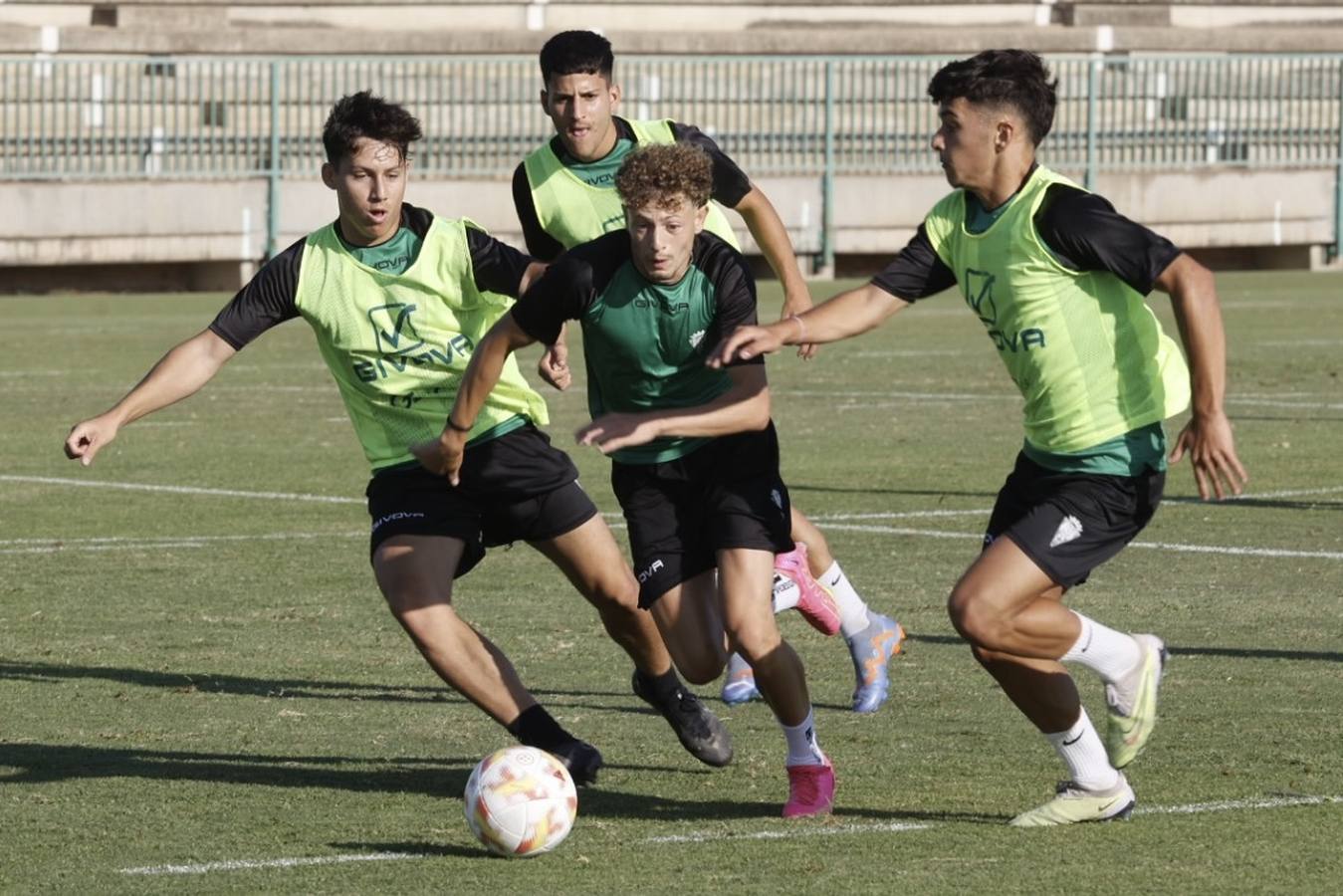 El Córdoba CF - Córdoba B, en imágenes