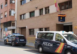 Un policía nacional vigila y sorprende in fraganti a cuatro ladronas de una banda itinerante que robaba en toda España