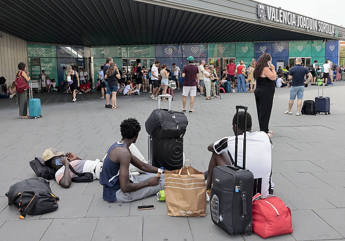 Imagen de la Estación Joaquín Sorolla tomada este domingo