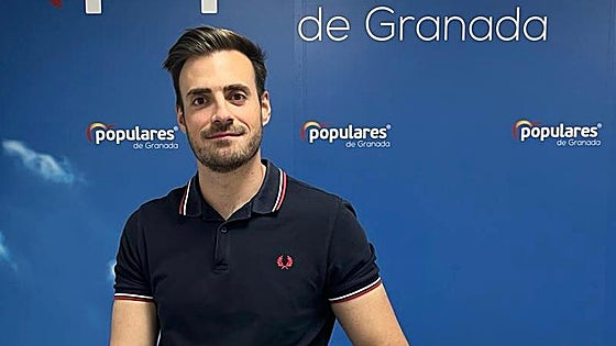 Polémica por un concejal del PP de Granada que vierte comentarios ofensivos contra el pueblo gitano