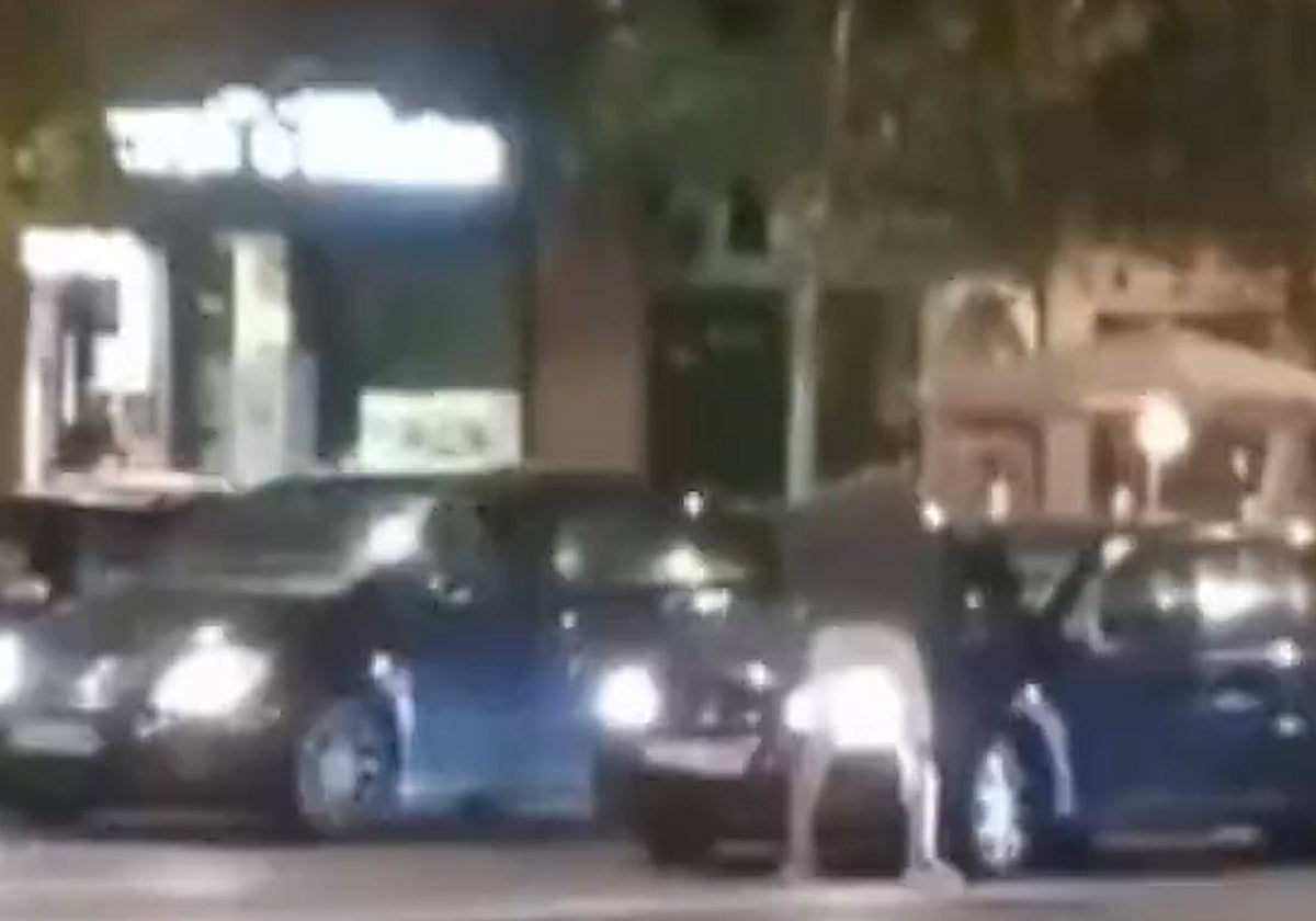 Un policía fuera de servicio evita la fuga de un conductor