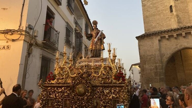 San Lorenzo mártir, cuenta atrás para su procesión en Córdoba