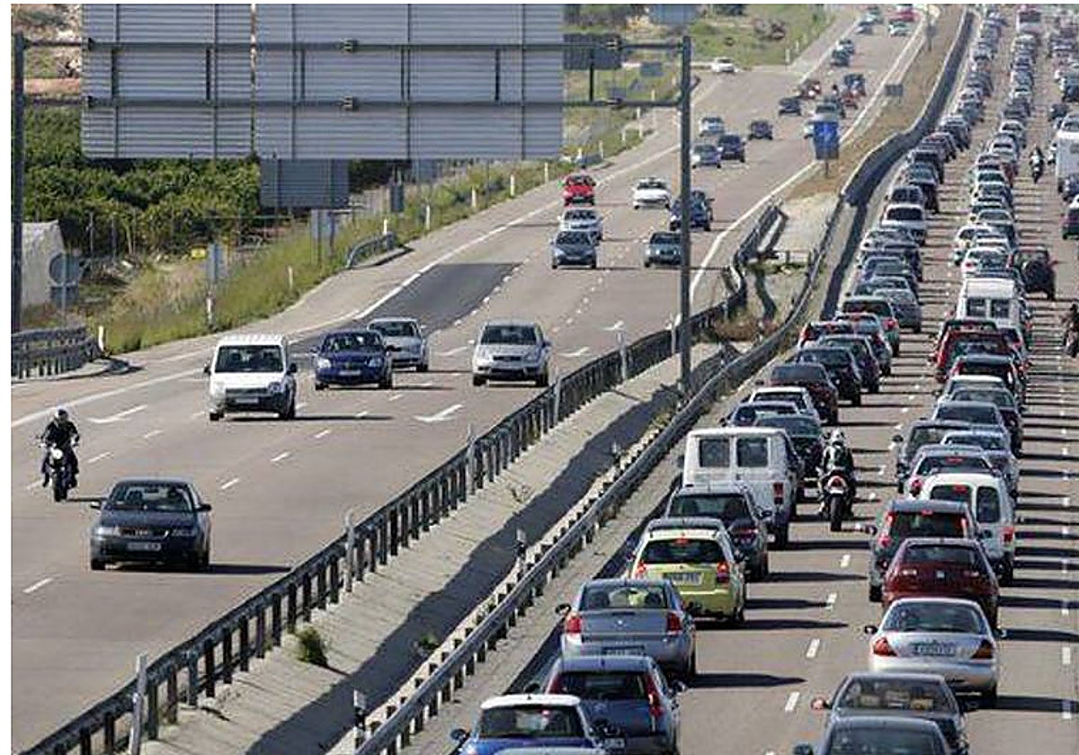 La DGT prevé 1.382.850 desplazamientos por las carreteras de la región en la Operación salida del 1 de agosto