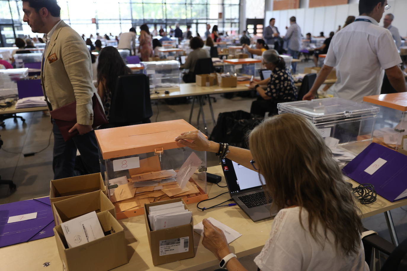 Las juntas electorales provinciales tienen hasta el 31 de julio para contabilizar el voto exterior