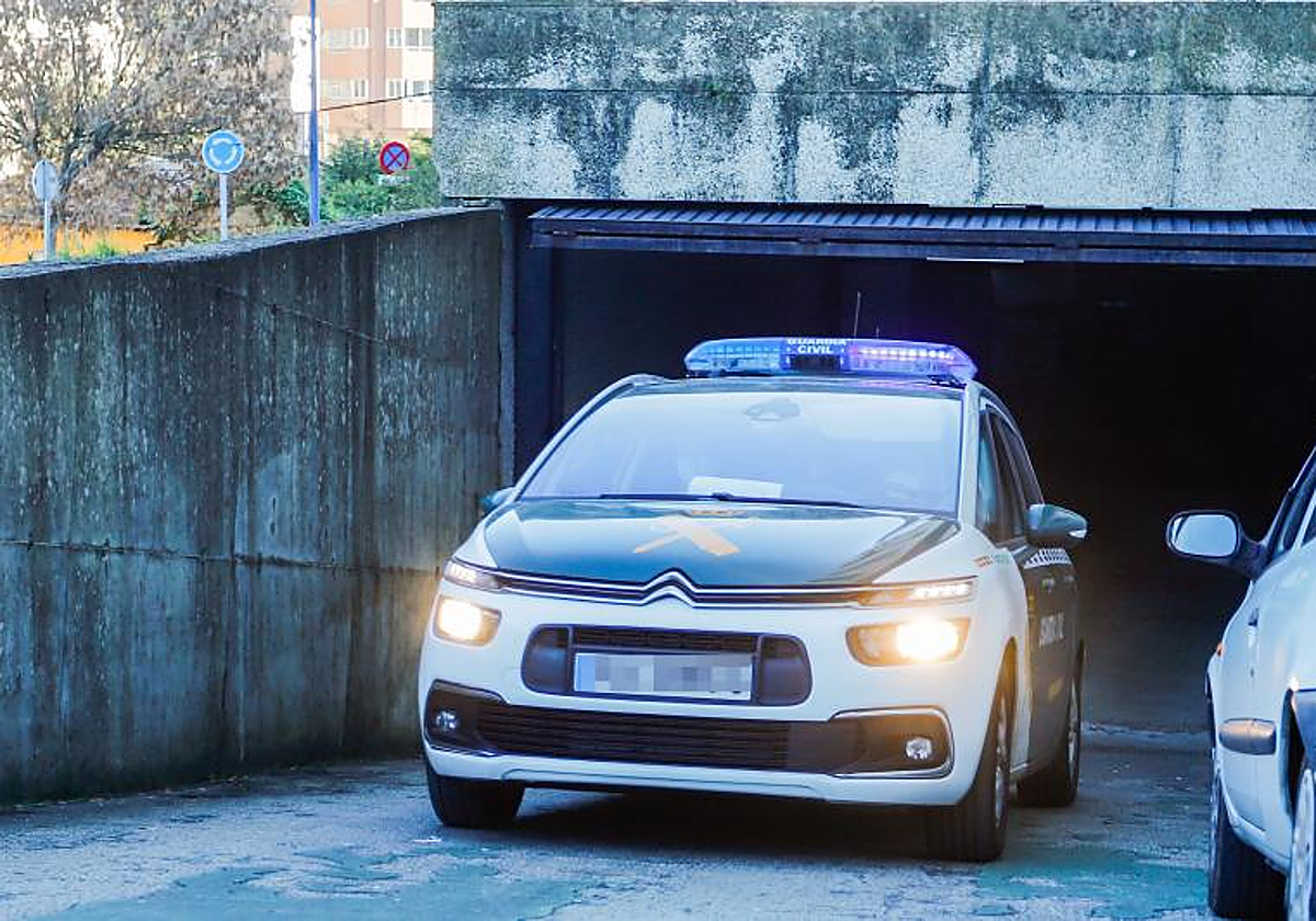 Coche de la Guardia Civil en Galicia. Archivo